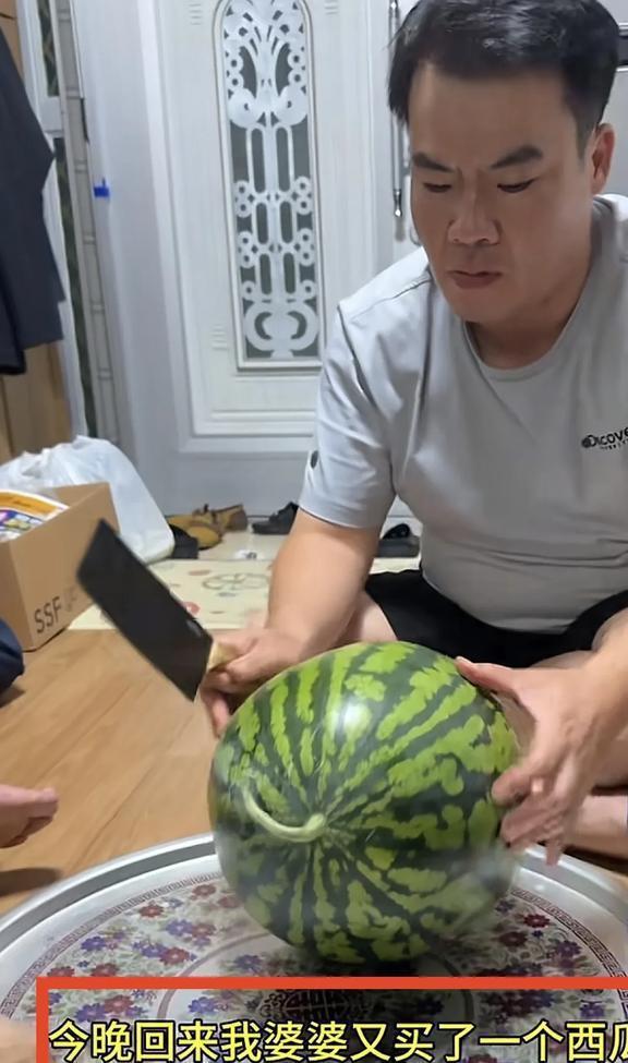 网红视频吃瓜鉴定博主,揭秘博主幕后真相