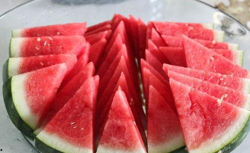 吃瓜80多万粉丝的网红,吃瓜女王80万粉丝背后的网红传奇