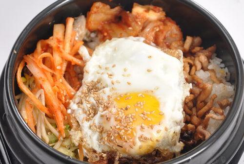 网红吃角瓜拌饭图片大全