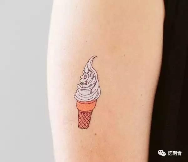 网红吃瓜视频纹身,纹身背后的故事与潮流